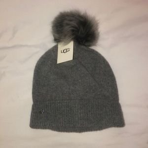 Ugg Womens Luxe Cuff Hat w/Oversized Toscana Pom